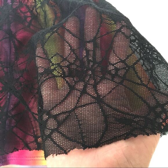 Girls spiderweb lace overlay mini skirt 3T - Picture 4 of 6